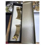 Smart watch gold tone, metal band