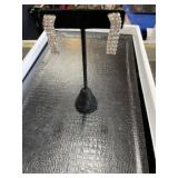 Pierced earrings with clear stones dtones