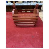 7.5x10x9 wood basket apple design