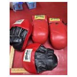 Vintage boxing glove set Fairtex 12 ounce made in