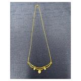 Gold tone 18 inch necklace with faux pearls
