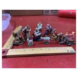 2006 Hawthorne Village Miniature Nativity set,