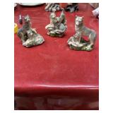 Resin wolf family figures 4.5 inches tall 3 pcs