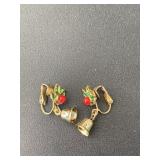 gold tone mistletoe and bell clip on earrings