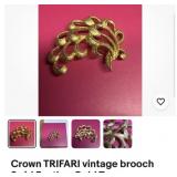 Crown Trifari vintage brooch swirl feather
