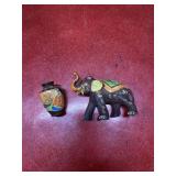 Elephant figurine with pot and basket JAPAN
