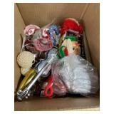 Mixed lot Christmas ornaments