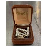 Ring box with jewelry in it