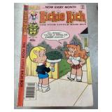 Vintage Richie rich comic book