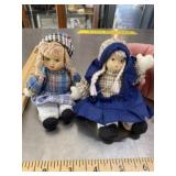 2 vintage small porcelain dolls