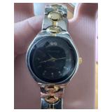VELLACCIO wristwatch untested