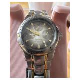 Vintage men's , ARMITRON watch untested
