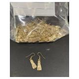Commercial lot gold tone dive fins dangle earrings