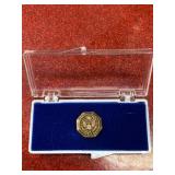 Civil service length of service pin with case 15y