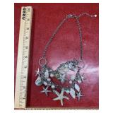 Chunky silver tone seashell beach necklace