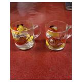 2 vintage Garfield glass cups