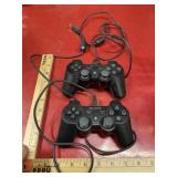 2 SONY gaming controllers untested