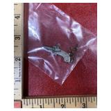 Vintage untested mini gun with mini bullets