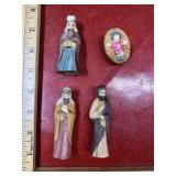 Vintage ceramic baby Jesus and the 3 wise men