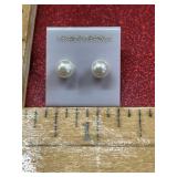 Faux pearl pierced earrings