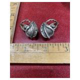Sarah Coventry silver tone clip-on earrings