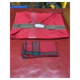 Red linens lot