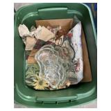 Vintage Christmas linens & household in green