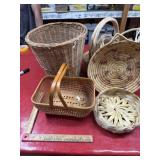 Vintage basket Lot