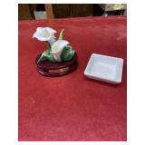 Non-working porcelain music box and ceramic