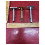3 vintage razors Gillette, etc