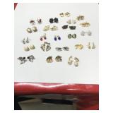 Vintage screw-back & clip earrings gold tone,