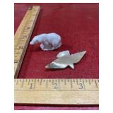 Tiny figurines Mother-of-pearl bird and Wade bear
