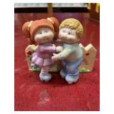 1985 porcelain Cabbage Patch figurine 3.5x4