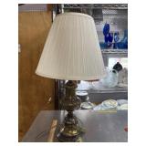 Heavy Vintage brass lamp untested