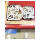 Mixed jewelry lot vintage and new earrings, pins,