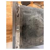 AUCTION PREVEIW PICTURES