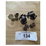 WW1 2 USMC Hat Badges EGA