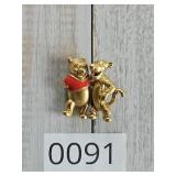 Walt Disney Pooh and Tigger Pin ADORABLE