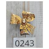 VTG Coro Cameo Bow Brooch Pin