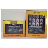 MTH Rail King O Gauge 30-9018 Hardware Store & 30-9082 Hotel in original boxes