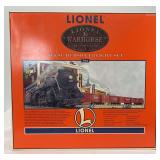 Lionel O Gauge 11838 Warhorse AT&SF #704 freight set in box