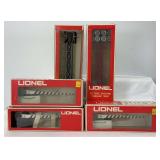 Lionel O Gauge accessories 2199, 2313 and three 2152 in box