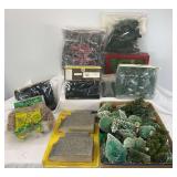Very large lot of "filler" trees in packages and loose O/S gauge appropriate