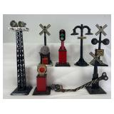 Marx O Gauge 3-bulb signal, street lamp, bell ringing warning, floodlight tower, crossing gate, highway flasher