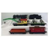 Prewar Lionel O Gauge 1939 set no. 193W 226E/2226W with 2820 searchlight, 2810 crane, 2812 gondola, 2817 caboose