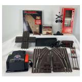 Modern Lionel O Gauge 5121 & 5122 w/controllers, bumpers, highway lights, CW80