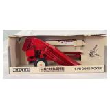 Ertl no. 666 1/16th scale McCormick International Harvester NO. 1-PR corn picker in box