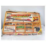 Tyco Rail Master 72 Giant 72 Piece Train Set in original box
