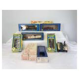Boxed AHM HO Gauge no. 67923 Santa Fe diesel Kellogg