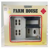 Aristo-Craft #1 Gauge 1:29 G Scale ART-7203 Farm House in original box